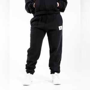 WOMENS JORDAN ESSENTIALS FLEECE PANTS